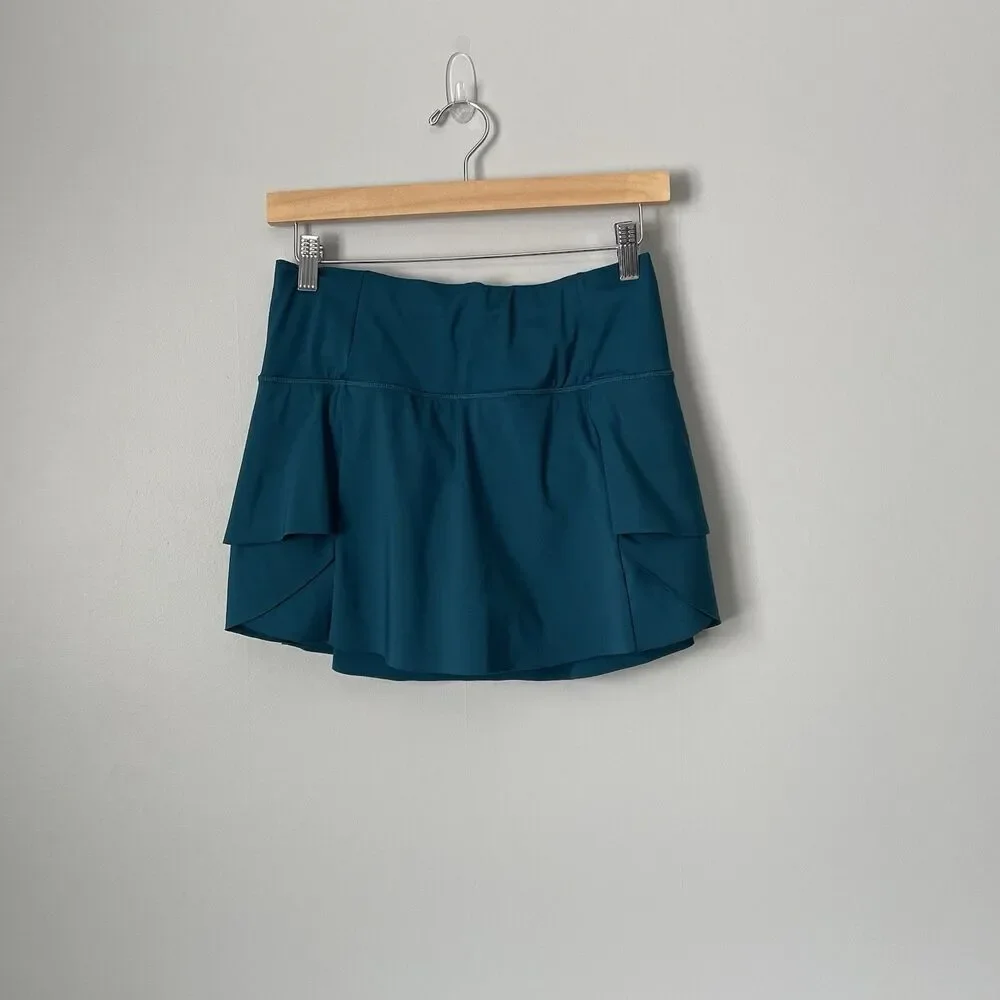 Athleta Momentum Skirt Skort Costal Teal Size Women's XS Ruffle Tennis Athletic